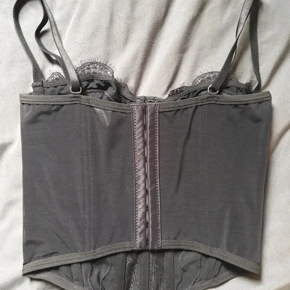 Courset Going Out Top - Picture 2 of 3